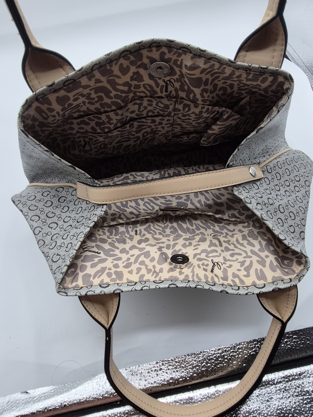 GUESS Beige and Gray Signature Satchel - Picture 6 of 10